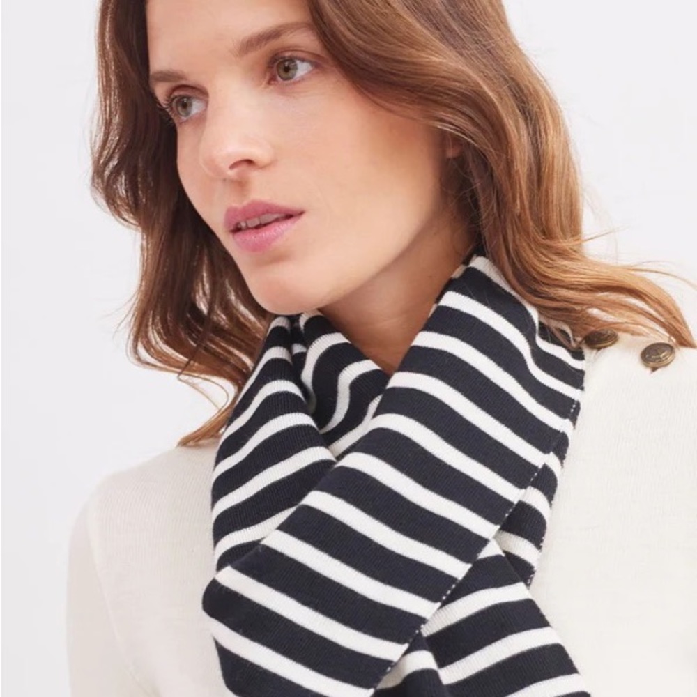 Black and White Striped knit Scarf unisex